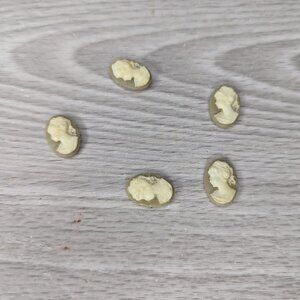Cabochon Greenish/Yellow & White Resin Flat Back Cameos Group of 5